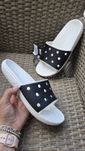 Шльопанці crocs classic coloblock w10