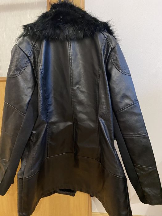 Nowa kurtka z eko skory z kozuszkien