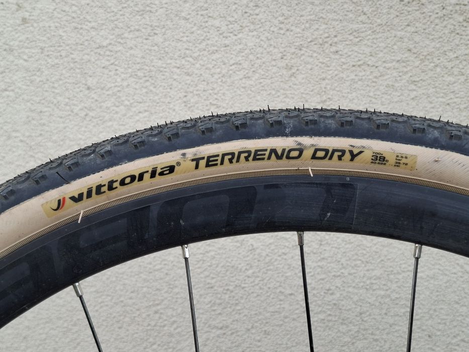 CUBE Nuroad Pro, XL, Gravel, GRX, Ultegra, Tiagra + dodatki