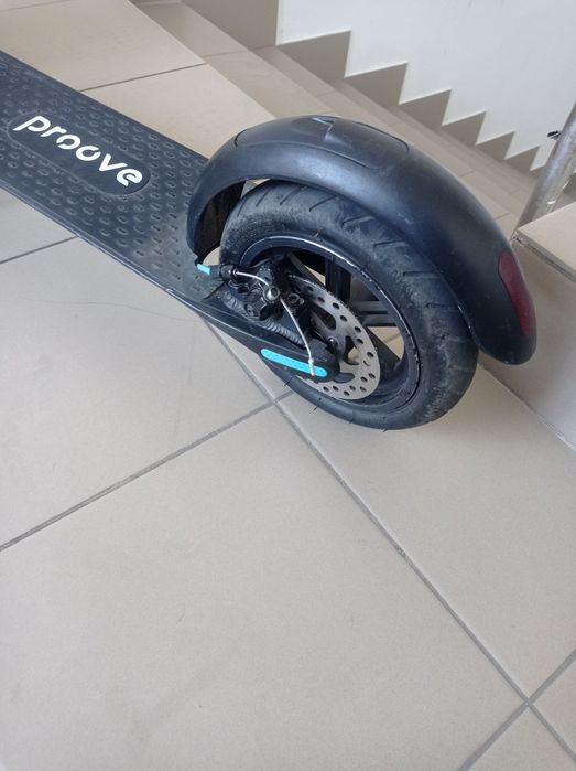 Електросамокат proove