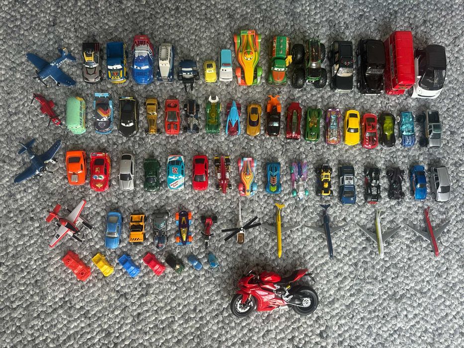 Carrinhos de brincar - 6kgs