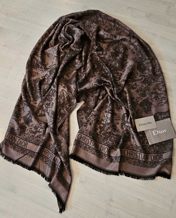 Christian DIOR  luksusowy szal bezowy kaszmir