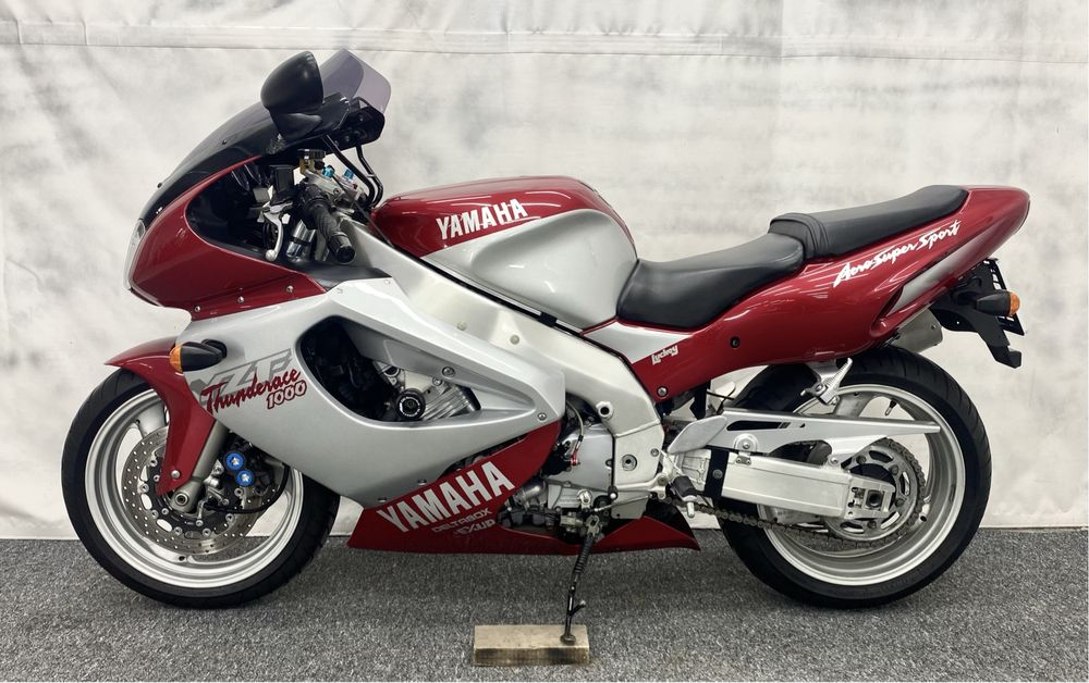 Yamaha YZF 1000 Thunderace