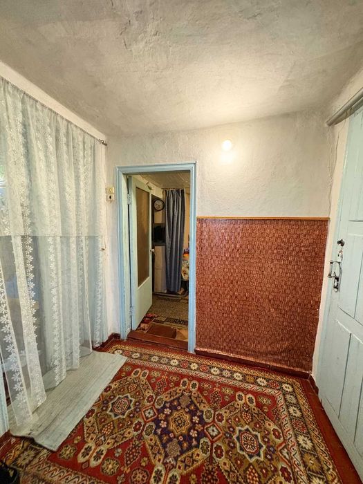 Продаж частини будинку .