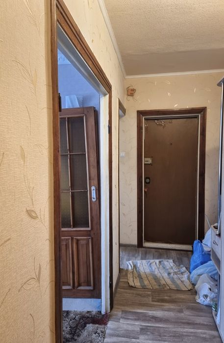 Продам чешку на Парусе ,косметический ремонт