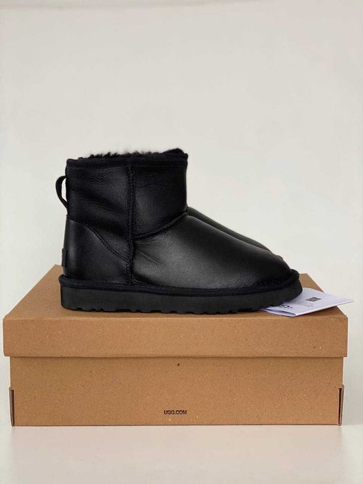 Женские угги , UGG "Mini Leather Black" Размеры 36-41
