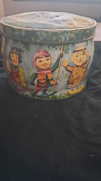 Lata Vintage 1960 Robin Hood-Thorne Toffee