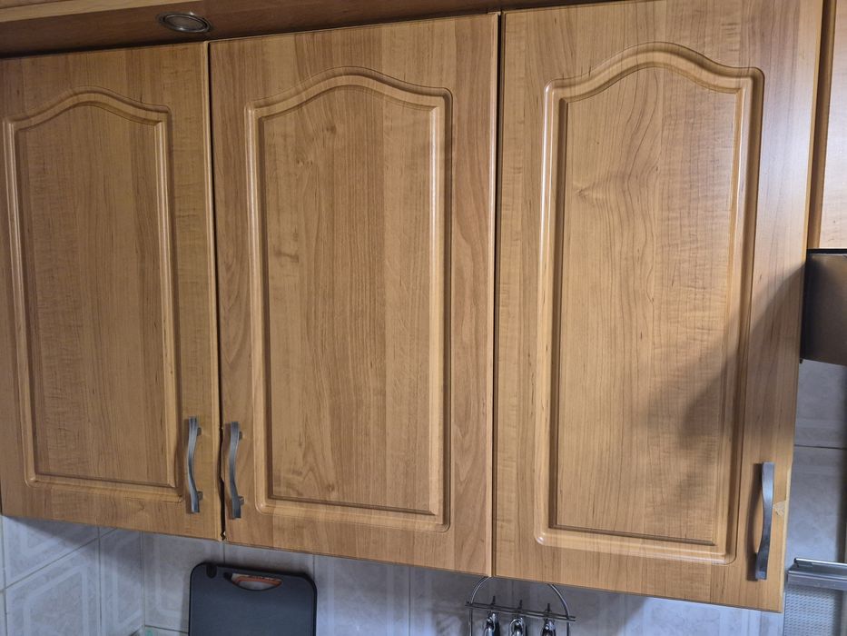 Продам кухонні меблі