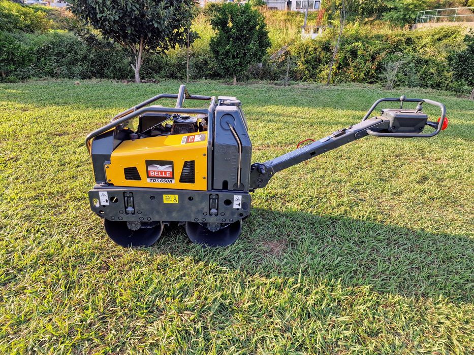 Cilindro compactador apeado