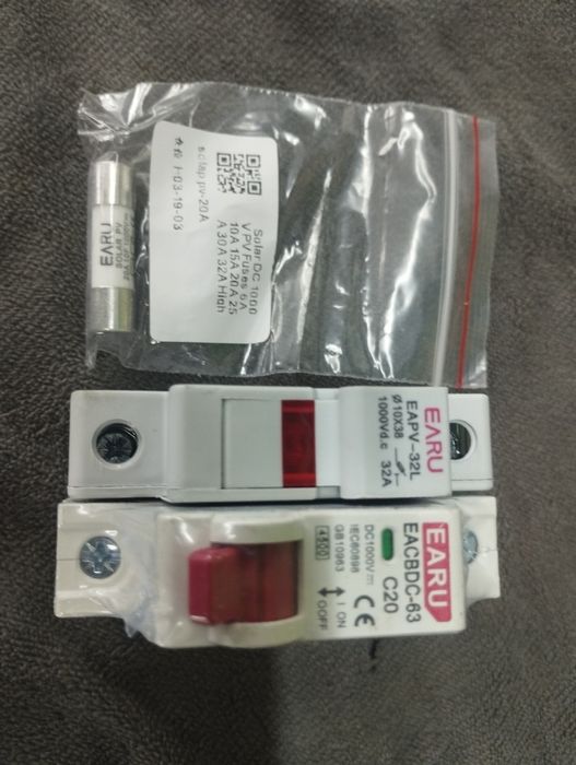 Автоматичний вимикач постійного струму PV, запобіжник