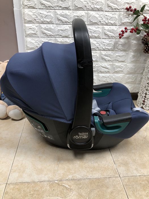 Автокрісло Britax Römer BABY-SAFE iSENSE Група 0+ (0-13 кг) брітакс