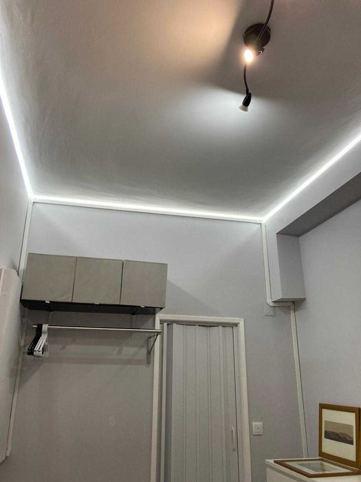 T1 mobilado com pátio privativo - Marques de Pombal / Av. da Liberdade