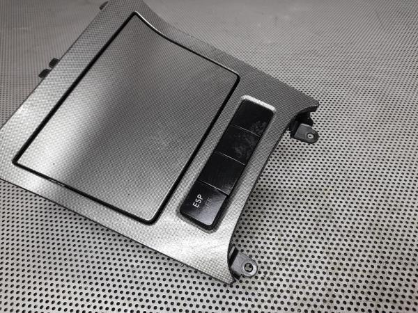 Cinzeiro VOLKSWAGEN Golf V (1K1)