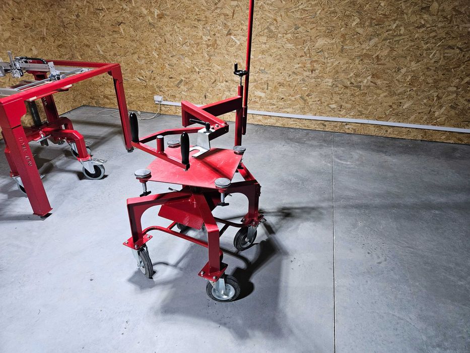 Ramie do piaskarki bezpyłowej + stolik literniczy