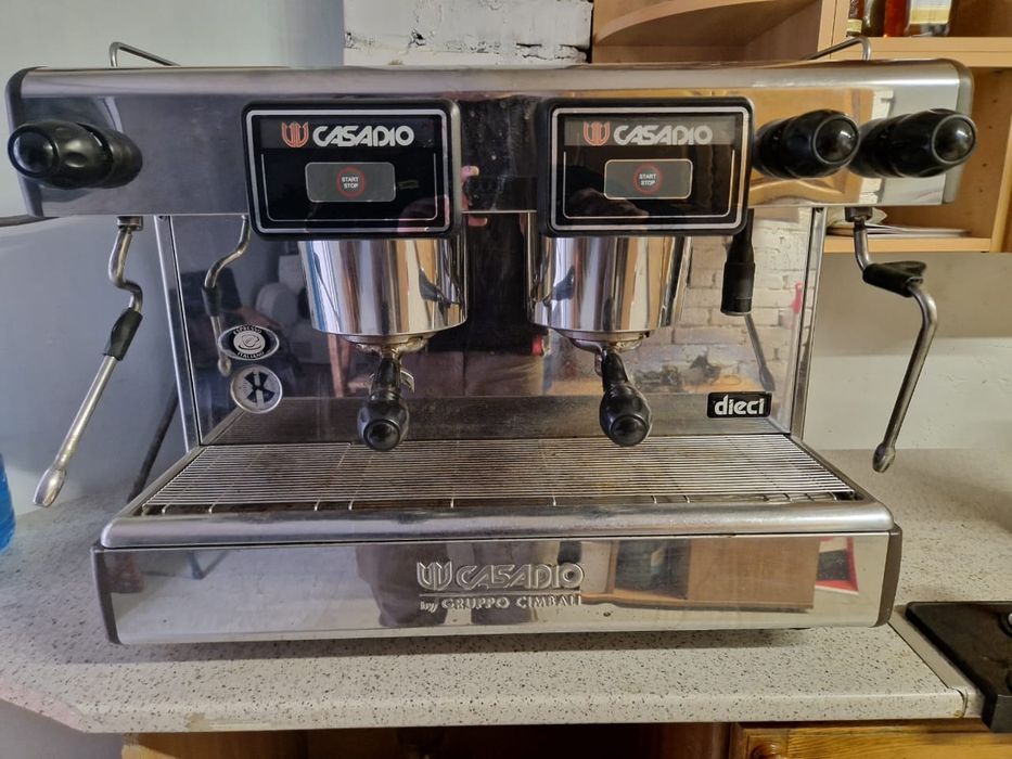 Професійна кавомашина