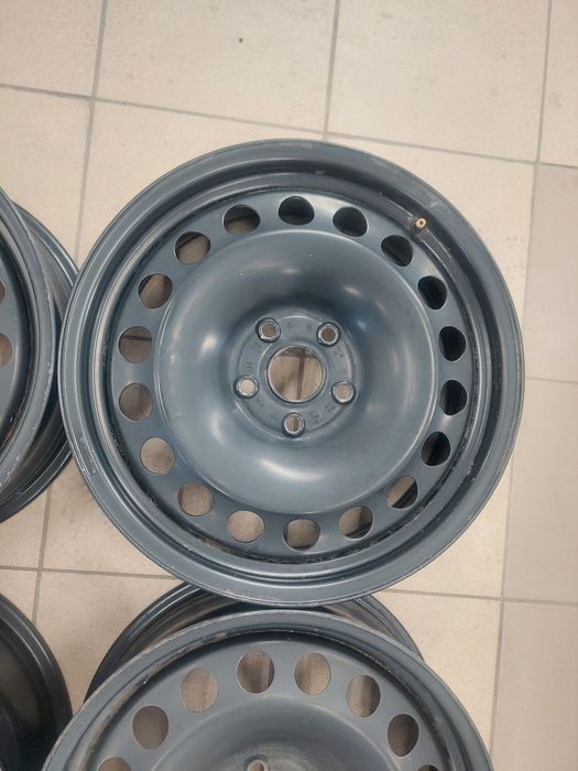 Оригінальні металеві диски Volkswagen Skoda R17 5×112