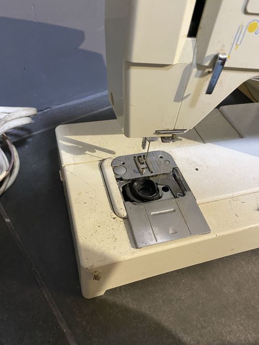 Швейна машинка singer / finesse