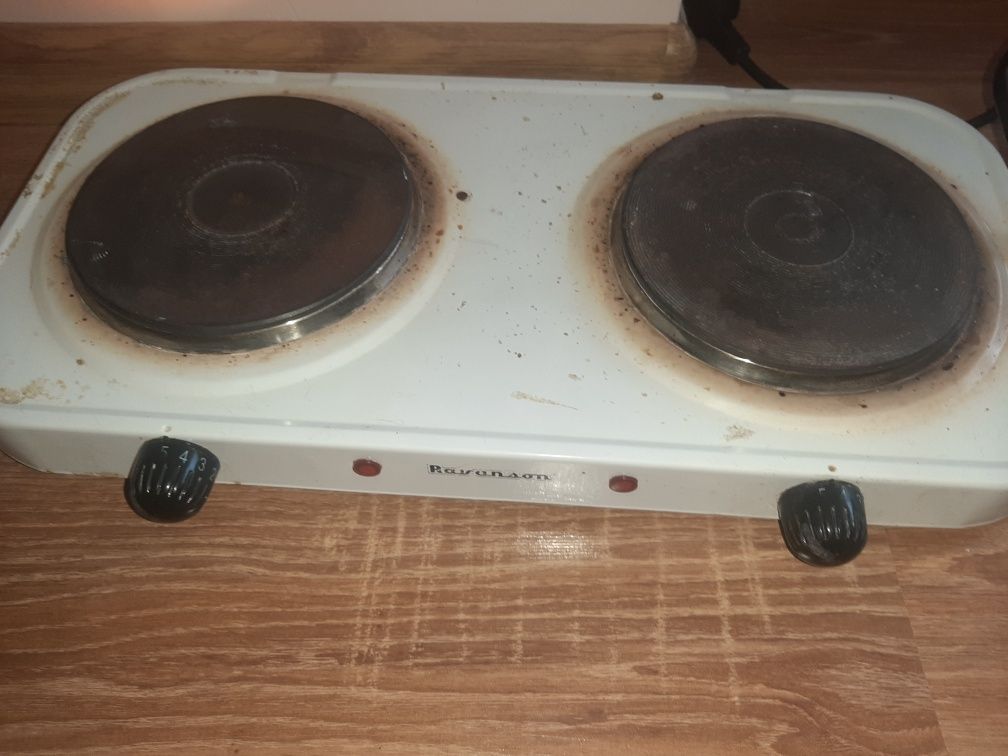 Kuchenka elektryczna 2 palnikowa -2000 W