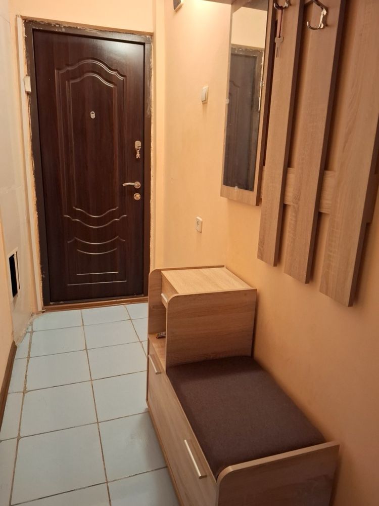 Двухкомнатная в Новомосковске, 2 этаж