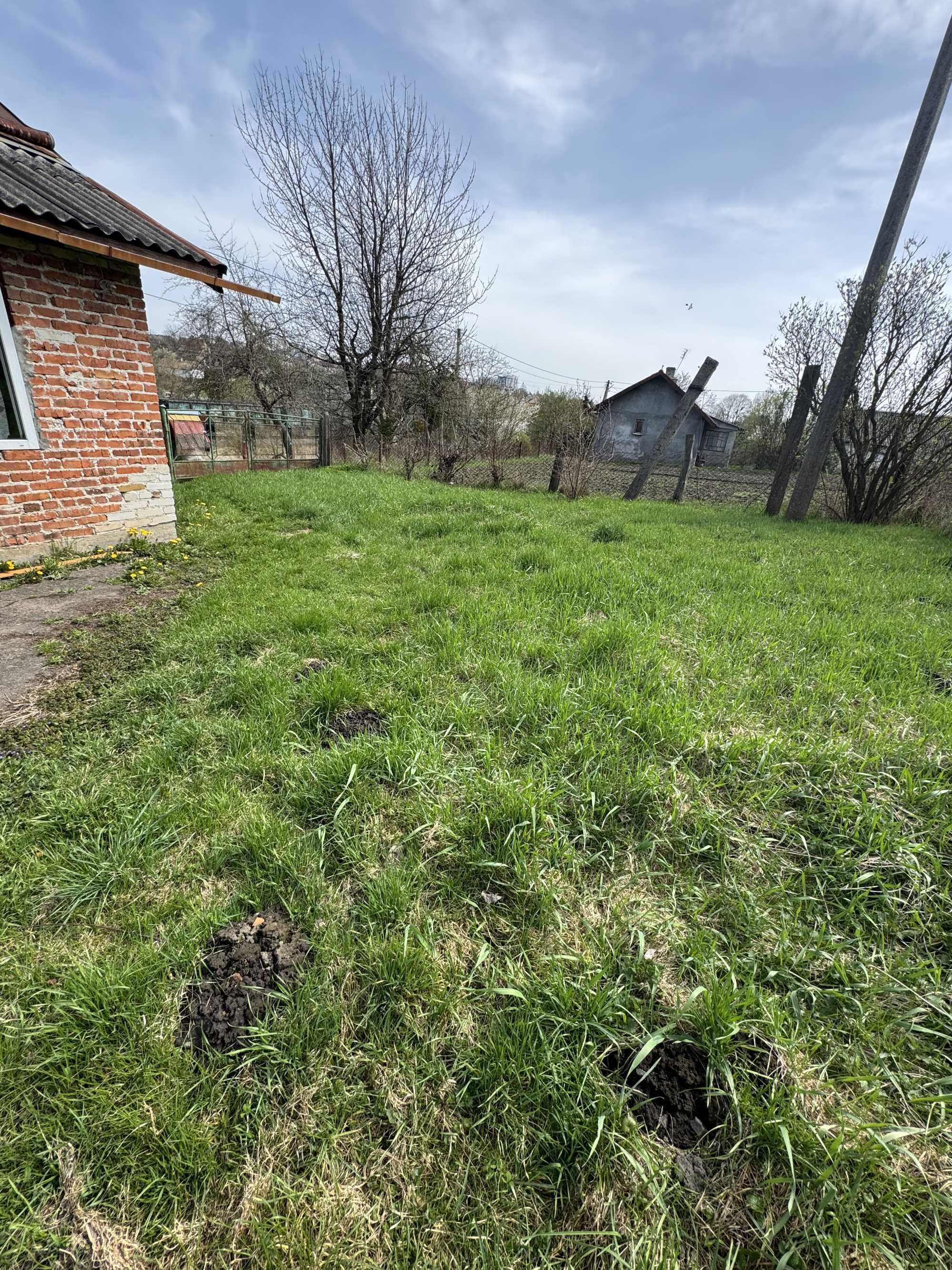 Продаж окремого будинку близько Сихова , Давидів