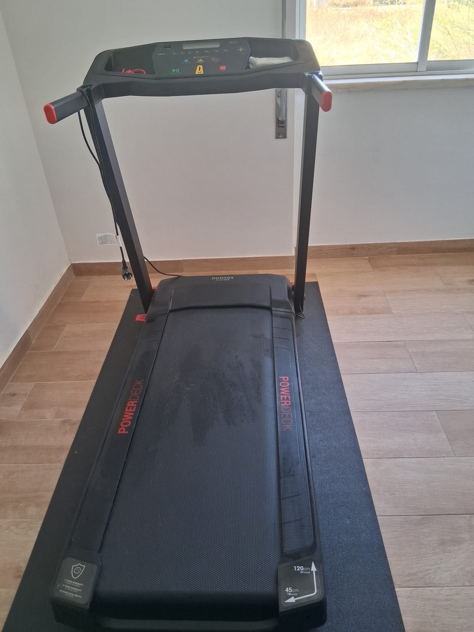 Esteira Elétrica Profissional Domyos – Ótimo Estado