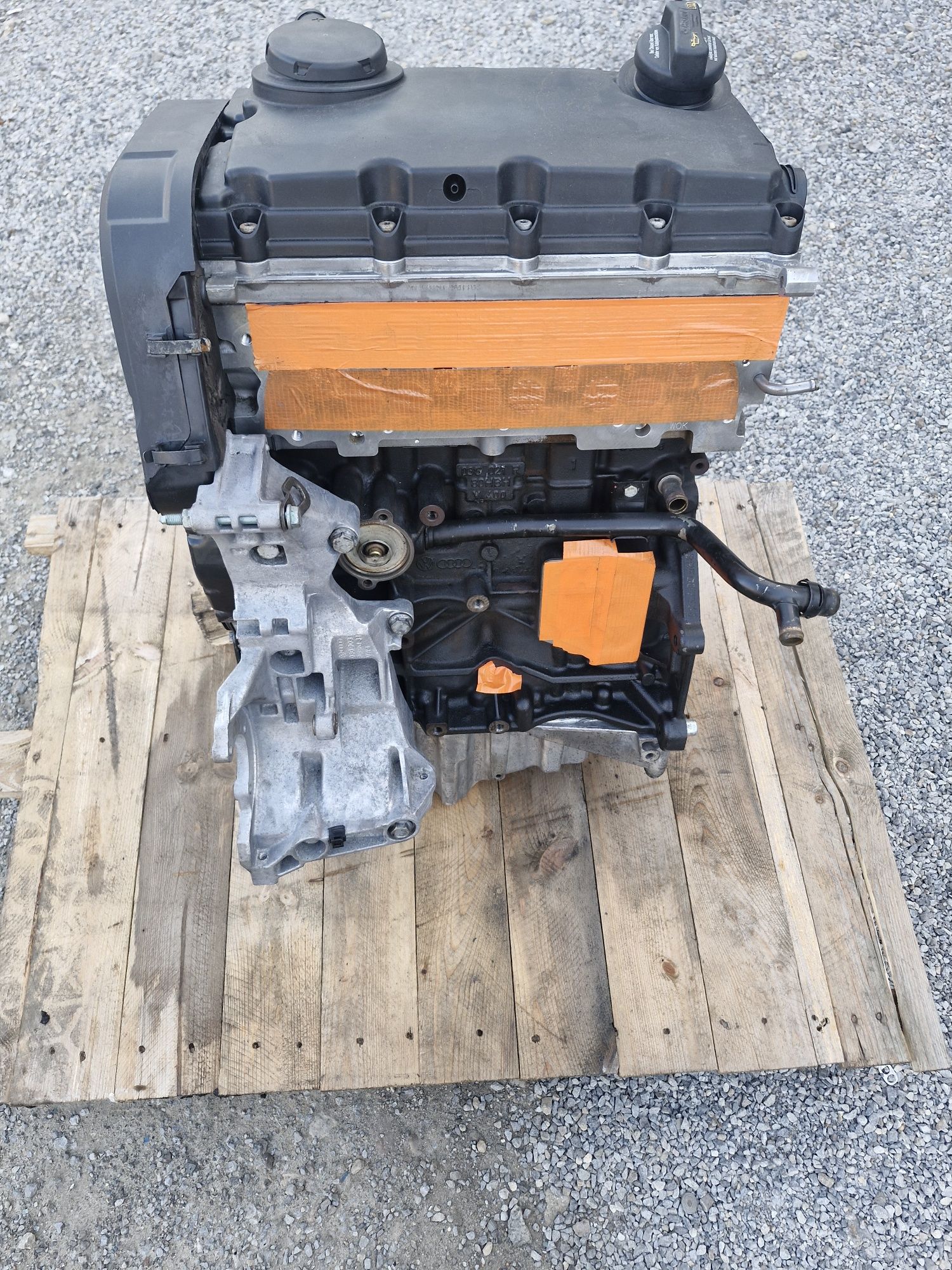 Silnik 2.0 tdi BRF a4b7 a6c6