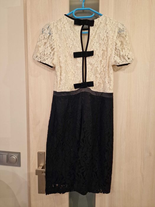Koronkowa sukienka Asos r. 40 jak nowa czarno-biała elegancka