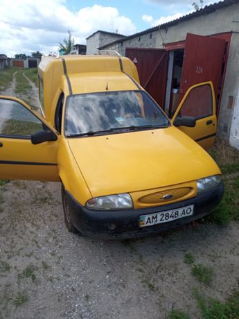 Ford courier пасажир