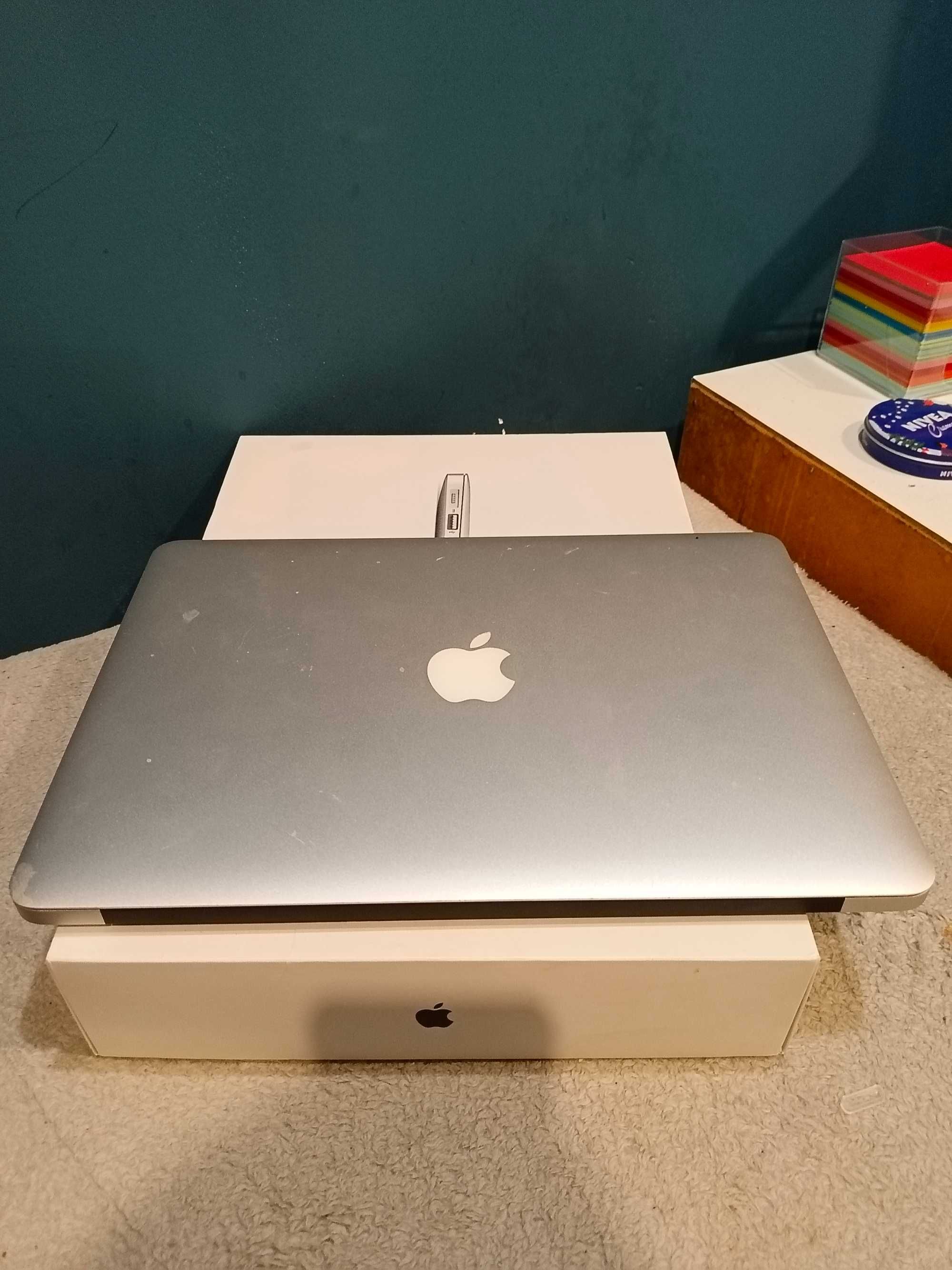 MacBook Air 13” | i5 / 8GB RAM / 128GB SSD | 332 cykle baterii