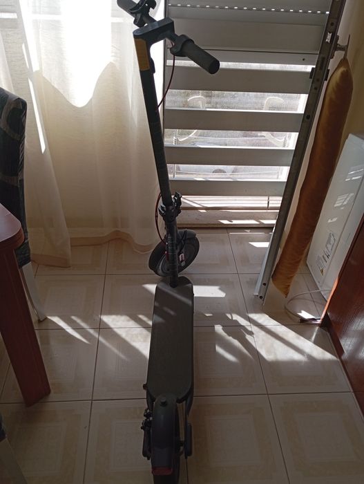 Trotinete Xiaomi scooter 4