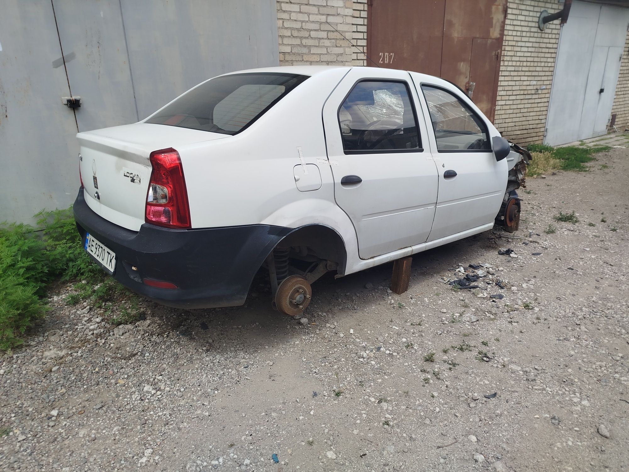 Dacia logan торг
