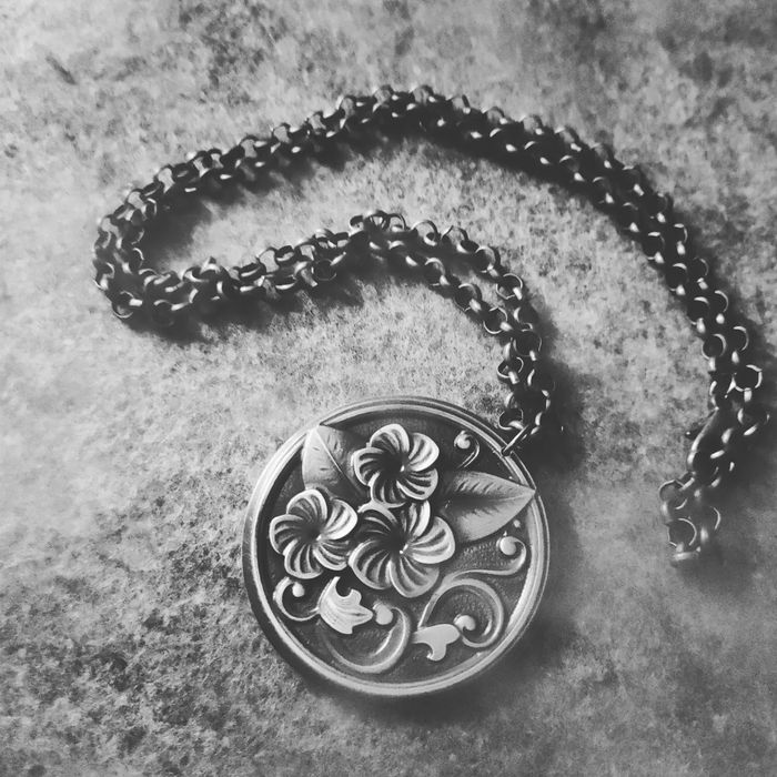 Wisior miedziany oksydowany 50mm solidny