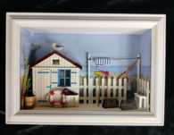 Diorama obraz gablotka vintage rybaczówka na plaży