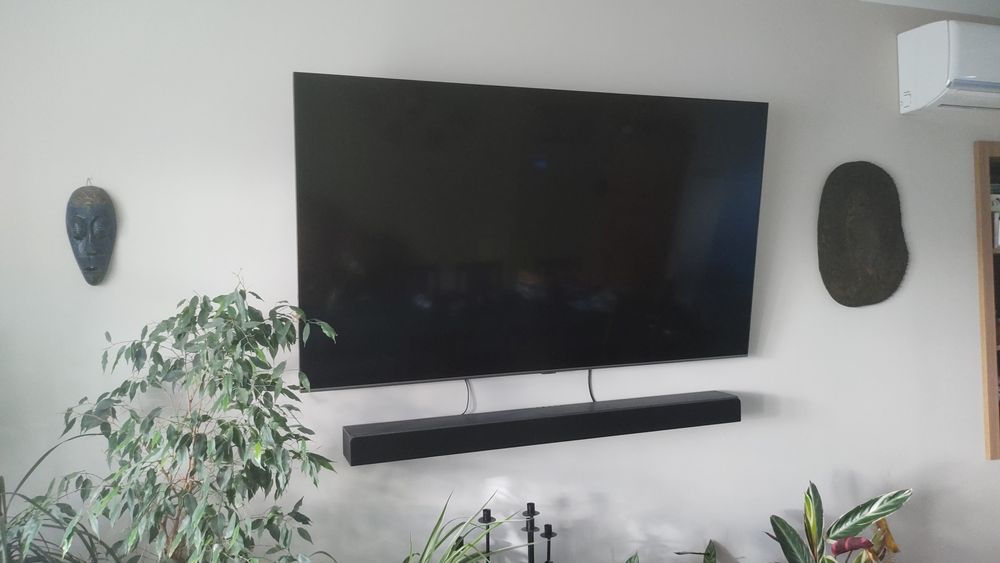 Telewizor Samsung QLED 65 QE65Q77TAT uszkodzony