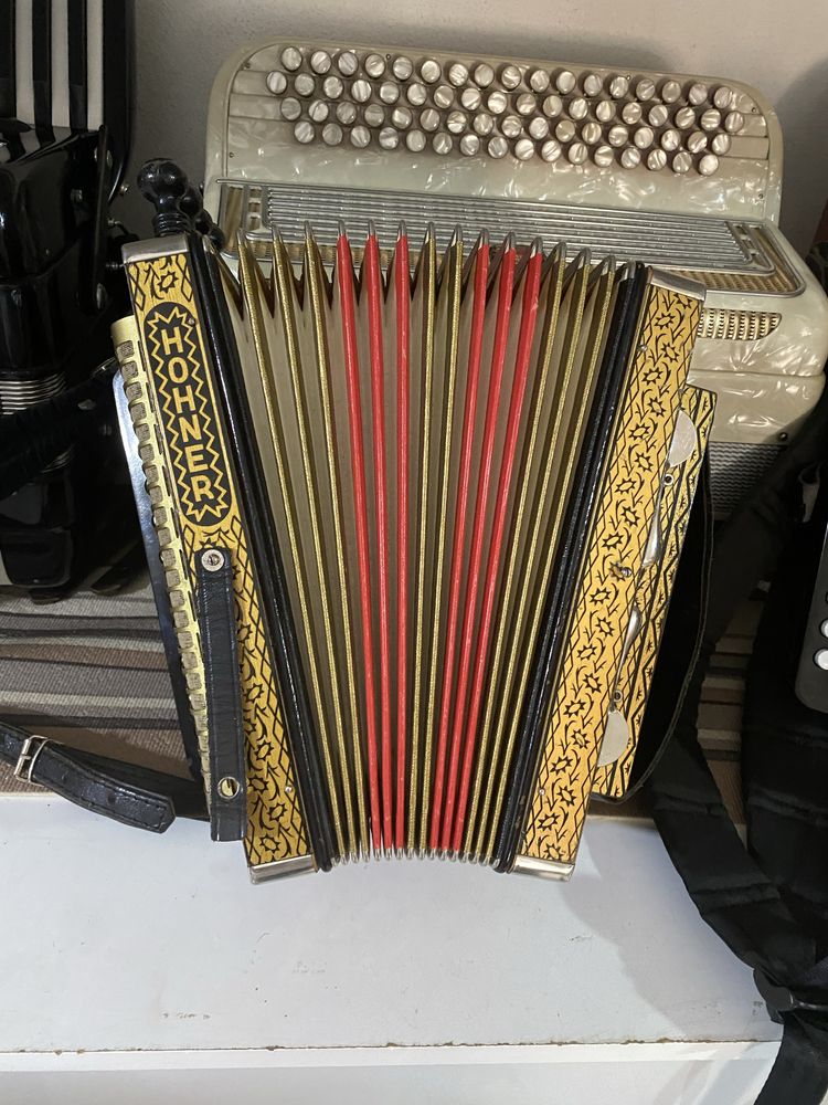Harmónio Honher Wiemwr 114C