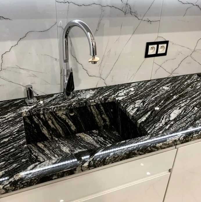 Blaty/parapety pod wymiar, granit, konglomeraty kwarcowe/granitowe