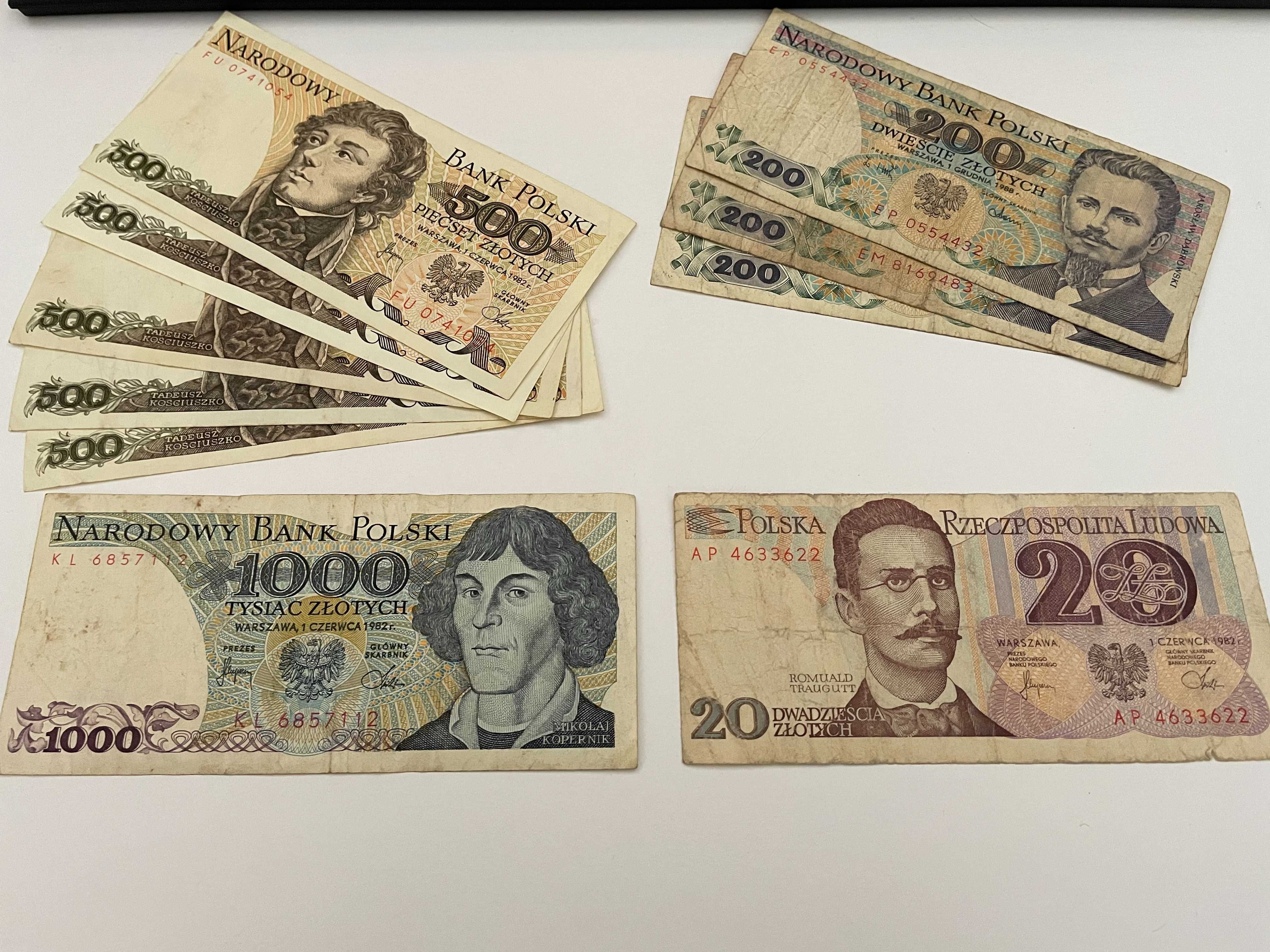 Banknoty PRL, 345 sztuk, różne nominały