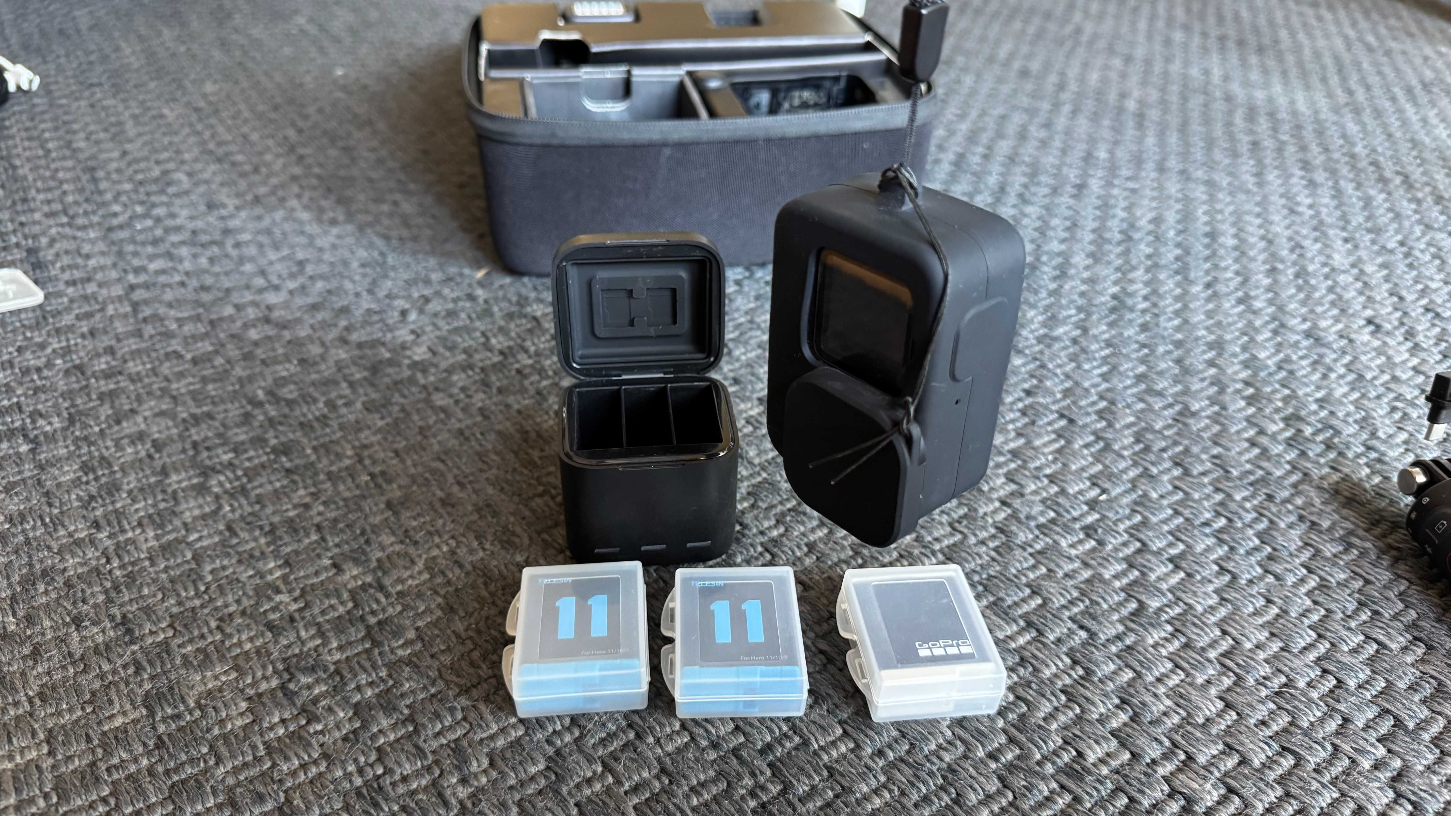 GoPro Hero11 Creator Combo – Kit completo para vlogs e viagens!