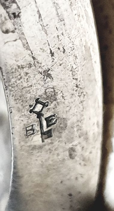 Pequenas antigas cestas prateada / niquelada com vidro inserido