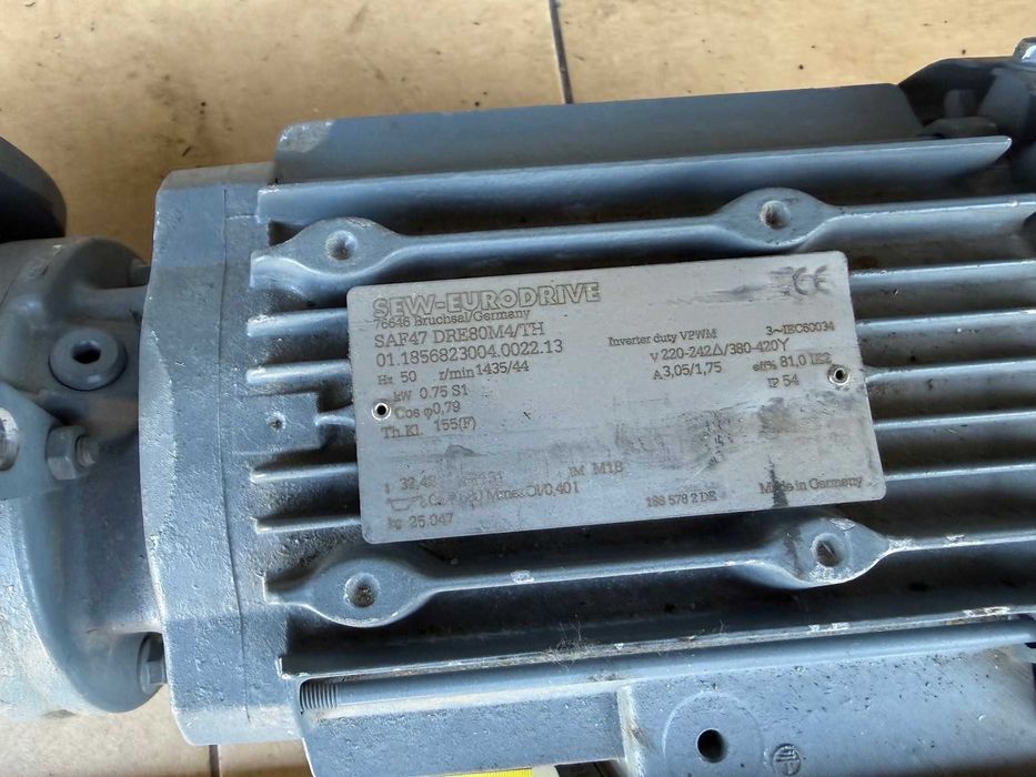 Motoreduktor, silnik sew 0,75 kw 44 obrotów