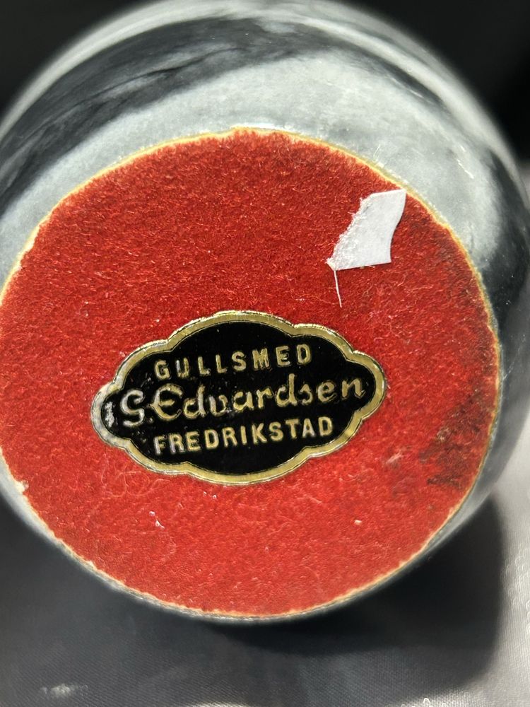 flakon dekoracyjny – Gullsmed G. Edwardsen – Fredrikstad – kamień