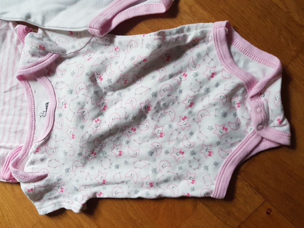 Body niemowlęce 6-9m 3sztuki