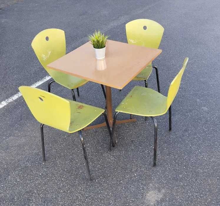 Conjunto Mobiliário