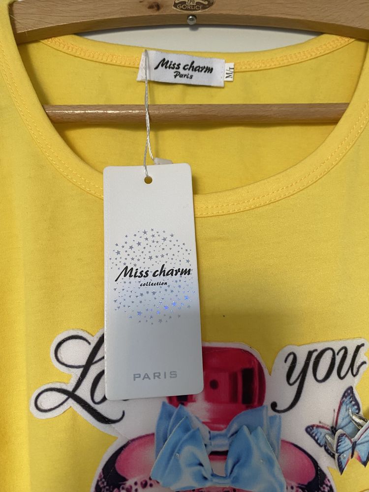 Żółty t-shirt koszulka z kolorym nadrukiem i wiązaniem Miss Charm