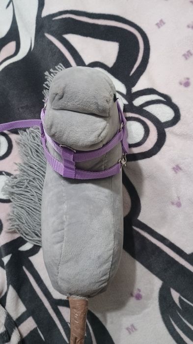 Hobbit horse z kantarem stan bdb