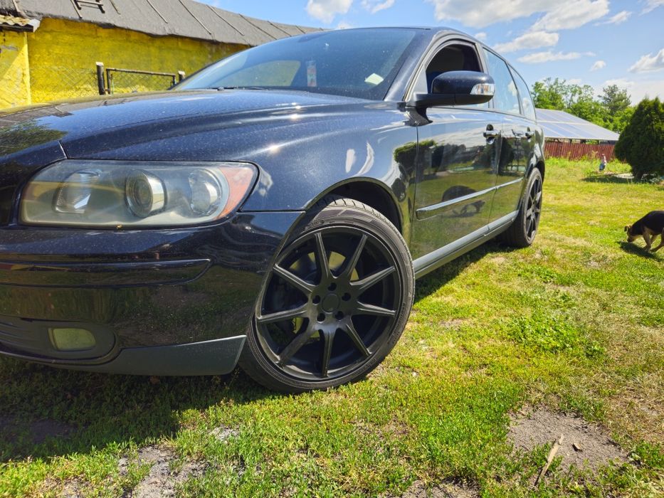 Sprzedam volvo v50 2.0d 136km