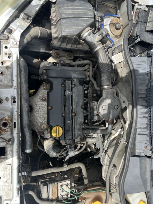 Opel Corsa C 1.2 para peças *Preços na descrição*