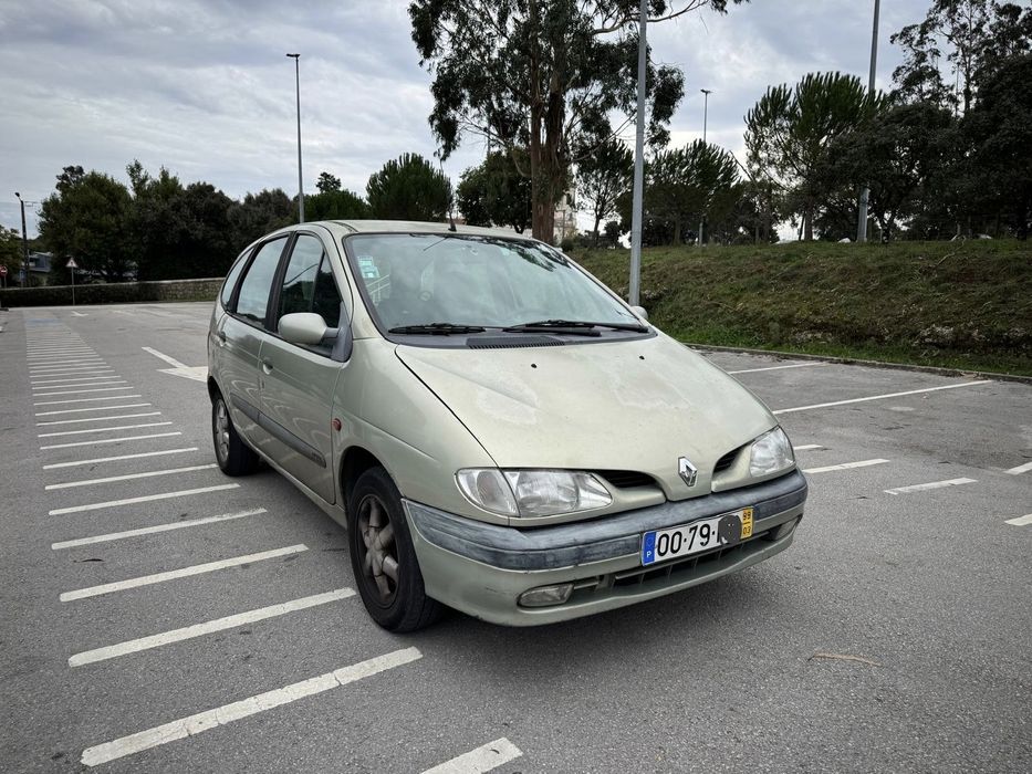 RENAULT Scenic 1.4