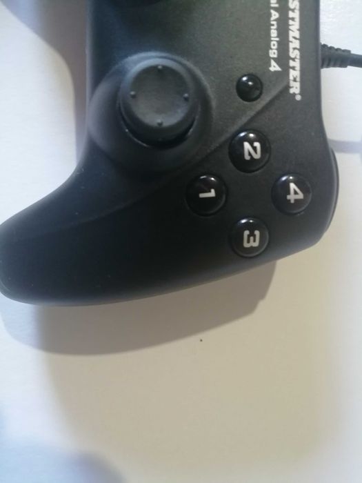 Comando Thrustmaster Dual Analog 4