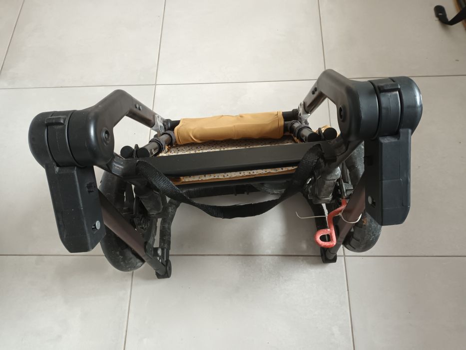 Trio (carrinho, alcofa e ovo) Concord